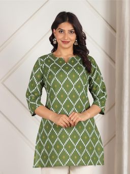ARAMYA - Green Soft Cotton Straight Geometric Print Kurti for Women
