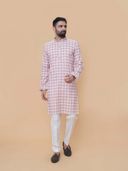Pink color option, Currently selected