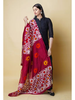 Unnati Silks - Women Maroon Printed Dupatta