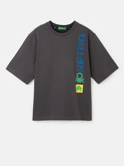 United Colors of Benetton - Boxy Fit Round Neck Typography T-Shirt