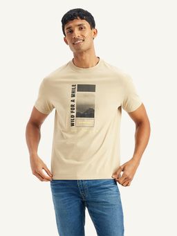 Levi's - Beige Mens Graphic Print Regular Fit T-Shirt