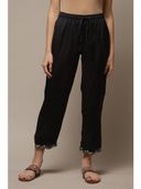 Black color option, Currently selected