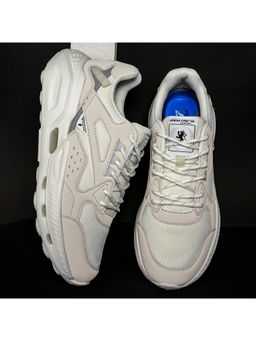 Red Tape - Men Pulse - 25 Off White Sneakers