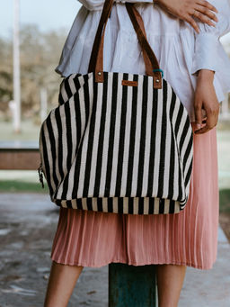 Maisha - Lifestyle Black And White Stripes Three Pocket Jacquard Bag