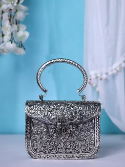 SWISNI - Silver Brass Clutch Bag