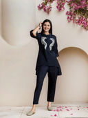 Black color option, Sold out, Currently selected