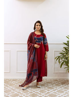 ISHIN - Red Quirky Printed Cotton Straight Kurta with Pant and Dupatta (Set of 3)