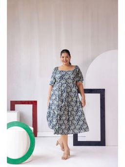 Polago Clothing - Navy Blue Paisley Front Pleat Detail Dress