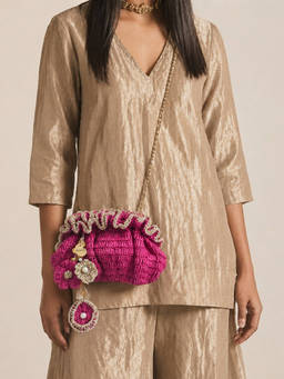 Palette - Fete Pink Pouf Raffia Crochet Clutch