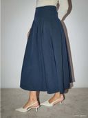 Navy Blue color option, Currently selected