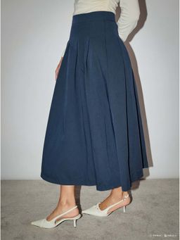 Cove and Lane - Pleated Skirt In Soft Suit Fabric Navy
