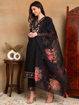 Vaamsi - Women Black Silk Blend Embroidered Straight Kurta Pant with Dupatta (Set of 3)