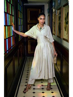 nona - Aira Pleated Co-Ord Set - Ivory