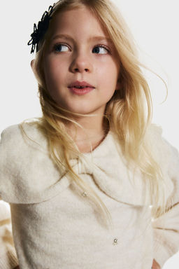 H&M - Girls White Embellished Jumper