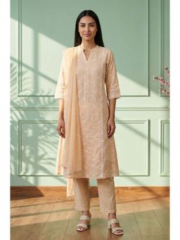 Aurelia - Peach Thread Embroidered Chanderi Straight Kurta With Pant & Dupatta