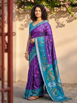 Sutriti - Purple Pochampalli Traditional Ikat Pallu Saree with Unstitched Blouse