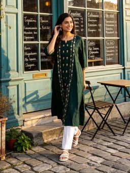 Rangita - Green Poly Viscose Embroidered Flared Kurta