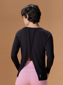 Kica - Cotton Yoga Top With A Boat Neck and Mesh for Breathability