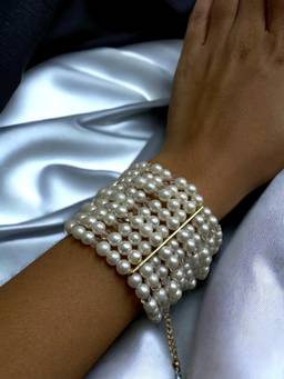 ISHKAARA - Layered White Wrap Around Bracelet