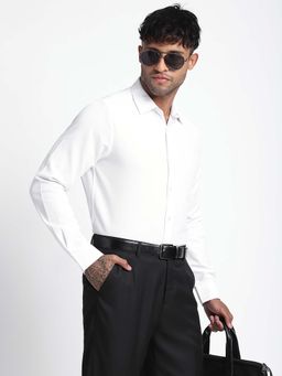 R&B - Men White Cotton Blend Solid Shirt