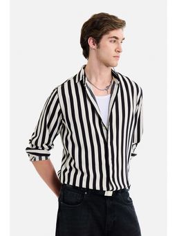 Snitch - Men Black Viscose Stripes Shirt