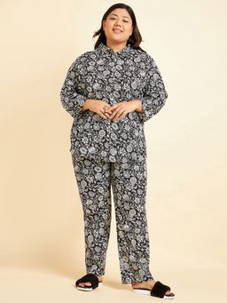 Sweet Dreams - Women Printed Pyjama Set (Set of 2)