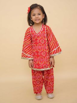 LITTLE GINNIE - Girls Red Bandhani Co-Ord
