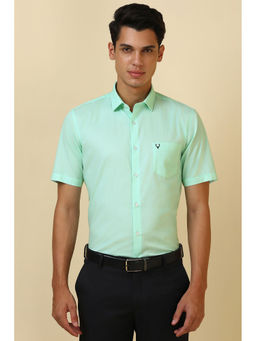 Allen Solly - Men Green Textured Half Sleeves Formal Shirt