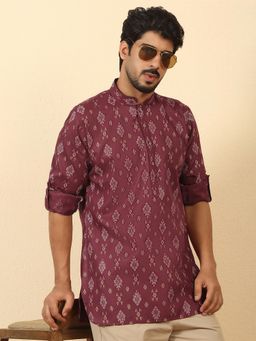 Kraft India - Men Cotton Blend Printed Maroon Roll-Up Sleeves Short Kurta