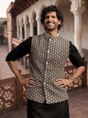 Black color option, Currently selected