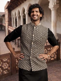 Vastramay - Men Black Nehru Jacket