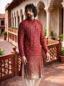 Maroon color option, Currently selected