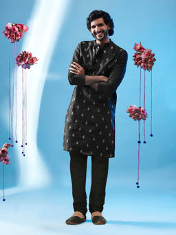 KISAH - Men Black Kurta Churidar (Set of 2)