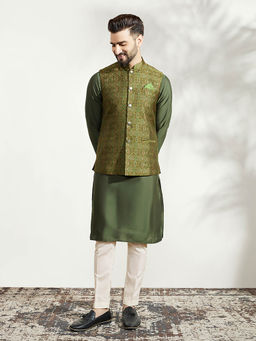 KISAH - Men Olive green Woven Silk Blend Jacquard Kurta Jacket Trouser Set with Abstract Print