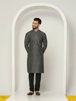 KISAH - Men Black Kurta Churidar (Set of 2)