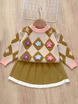Little Surprise Box - Winterwear Occur Diamond Floral Sweater and Skirt (Set of 2)