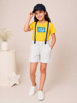 MALKIAT - Girls Yellow Printed Pure Cotton T-Shirt with Shorts & Cap Suspender