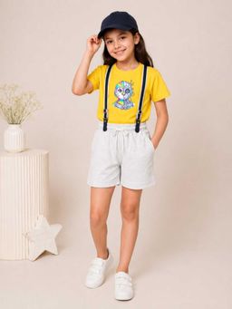 MALKIAT - Girls Yellow Printed Pure Cotton T-Shirt with Shorts & Cap Suspender