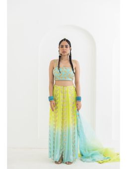 POOJA RAJGARHIA GUPTA - Mogra Trouser with Bustier and Dupatta (Set of 3)