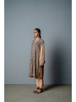 POOJA RAJGARHIA GUPTA - Nude Mosaic Kurta with Pant (Set of 2)