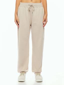 Calvin Klein - Wide Fit Solid Mid Rise Trouser