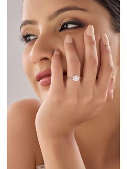 QUENE CRAFTED FOR ELEGANCE - Sterling Silver Eleganza Ring