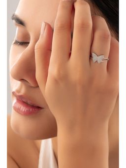 QUENE CRAFTED FOR ELEGANCE - Silver Stone Butterfly Ring