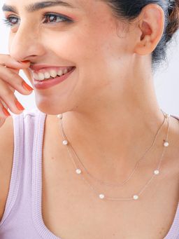 QUENE CRAFTED FOR ELEGANCE - Silver Pearl Necklace
