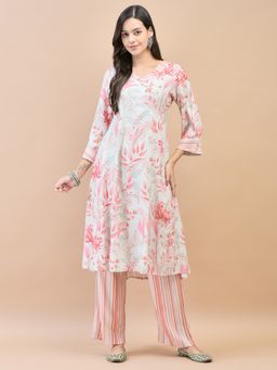 Shree - Women Liva Rayon Pink Floral Print Kurta with Pant (Set of 2)