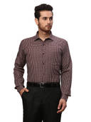 Maroon color option, Currently selected