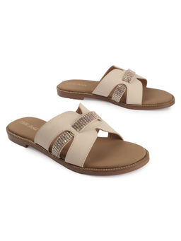 D'Shoe Lounge - Embellished Beige Flats