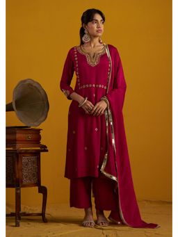 Doree By Rinkie - Women Chinon Wine Embellished Kurta with Pant and Dupatta