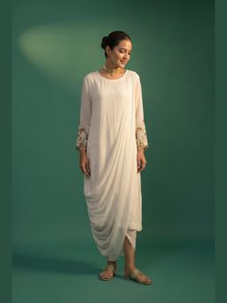Doree By Rinkie - Women Georgette White Embroidered Dress