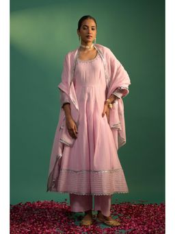 Doree By Rinkie - Women Chwitheri Pink Embroidered Anarkali Kurta with Pant and Dupatta